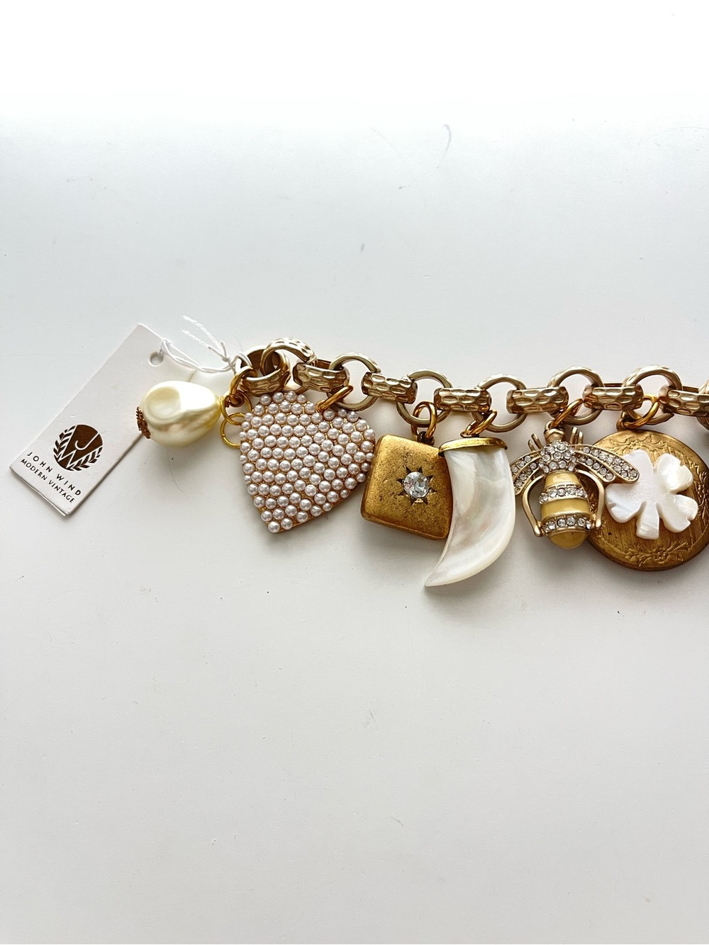 New Anthropologie x John Wind Gold Charm Bracelet - Picture 9 of 10